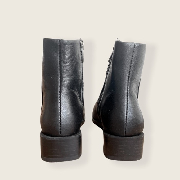 Frye River Inside Zip Classic Low Block Heel Black Square Toe Everyday AnkleBoot - Picture 13 of 16